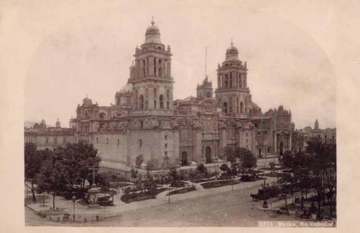 William Henry Jackson. México, the Cathedral, Ciudad de México, 1883. CONACULTA. INAH. SINAFO. FN. MÉXICO. Fondo Felipe Teixidor, Ciudad de México