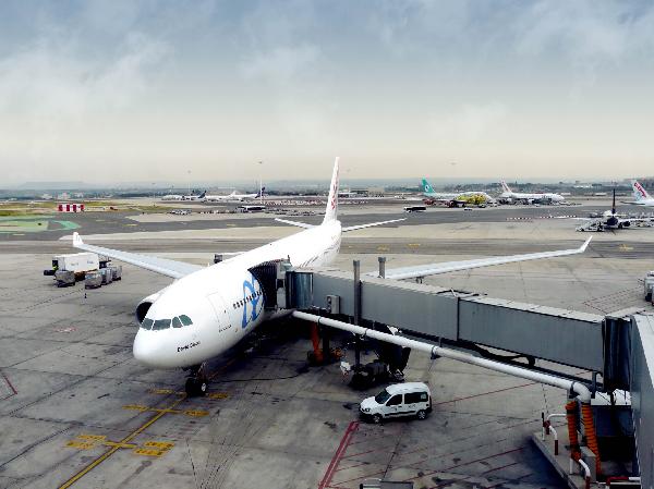 Sigue creciendo el trafico de pasajeros en el aeropuerto de Madrid