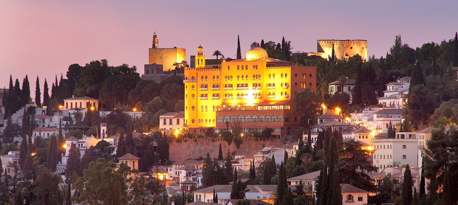 Alhambra Palace celebra su 111 aniversario