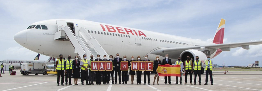 Iberia inaugura su ruta a Maldivas